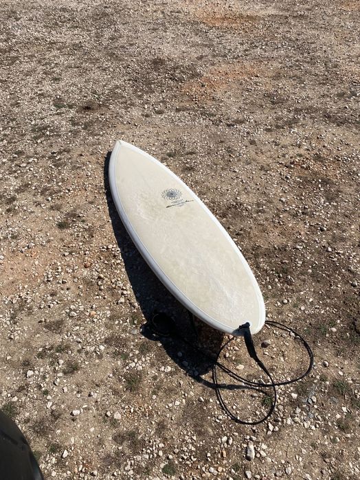Prancha Twin Fin 5’11