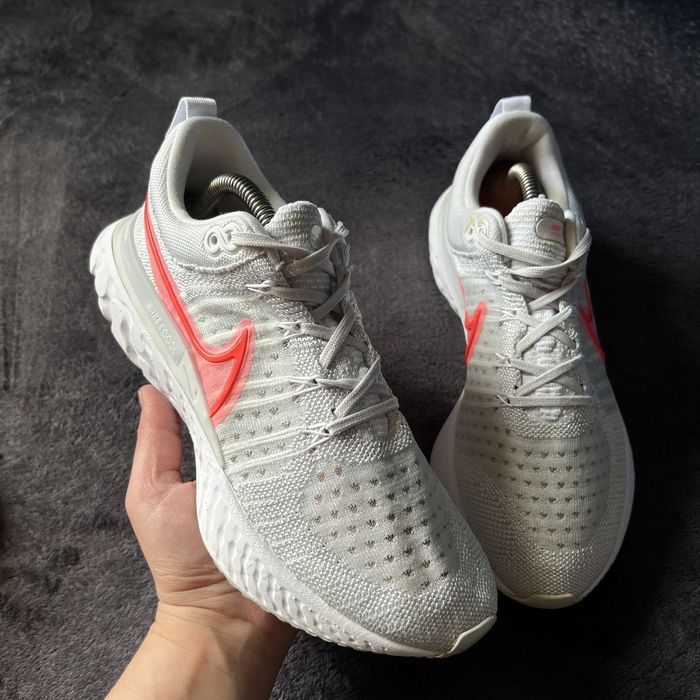 Жіночі кросівки Nike react infinity flyknit 2. P. 38.