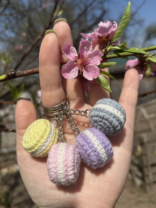 Макарун гачком, hand made, брелок