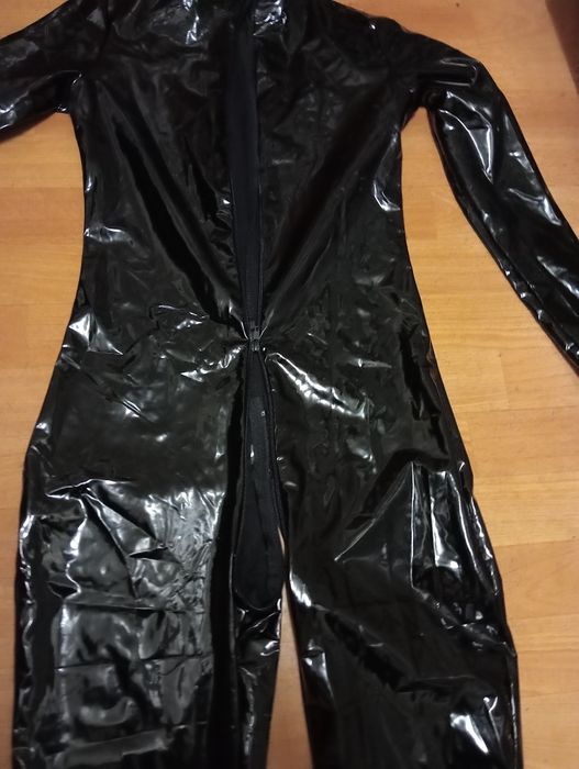 Seksowny Kombinezon na zamek błyskawiczny pu rozmiar L polecam