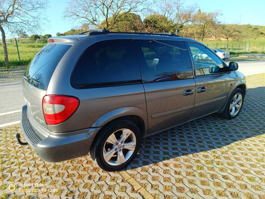 Chrysler Voyager 2.8 CRD 150 cv Automática 7lugares
