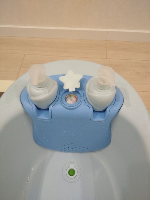 Детская ванночка с термометром babyhood