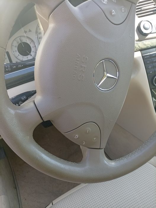 Mercedes-Benz 270 — fotografia 4