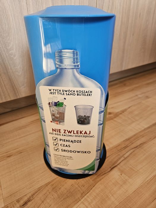 Zgniatarka do butelek i puszek