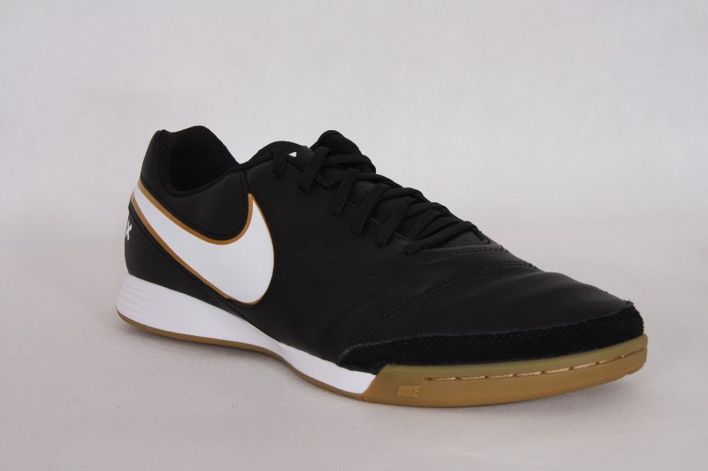 Buty Nike halówki skóra rozmiar 39,40 ,  nowe!!!