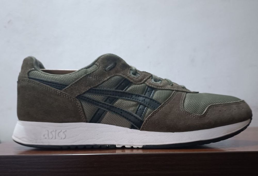 Кросівки Asics Lyte Classic