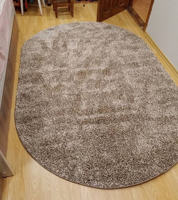 Пушистый мягкий ковер