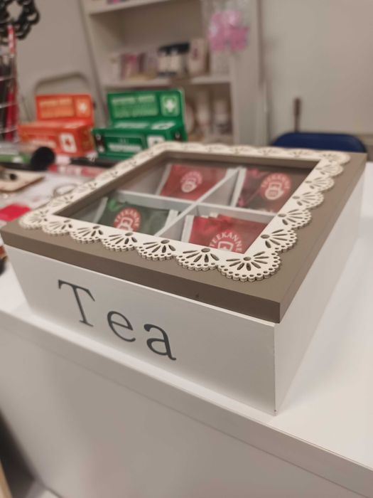 Drewniana skrzynka na herbate - SUPER  !