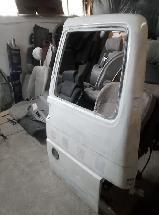 VW T4 Drzwi prawe tylne gole bez zamków