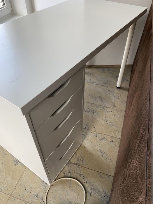 Biurko Ikea bardzo dobry stan