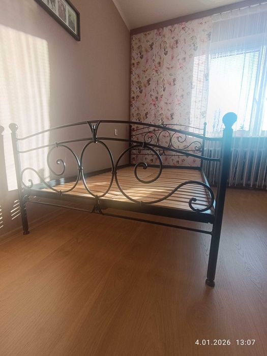 łóżko  młodzieżowe, robione na zamówienie