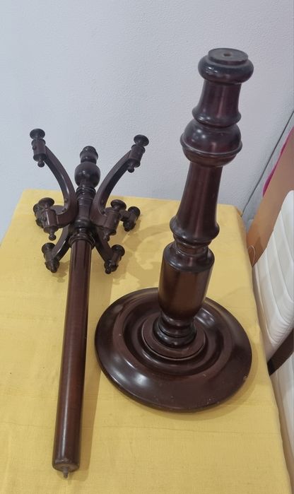 Cabide antigo em Madeira para restaurar