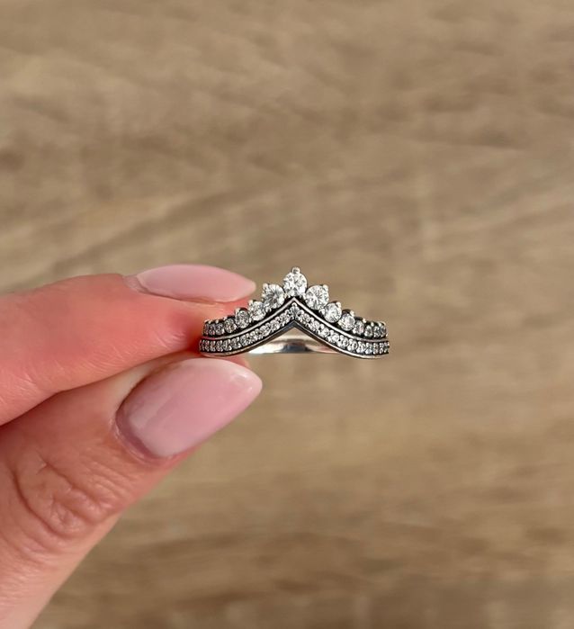 Pierścionek wishbone Pandora