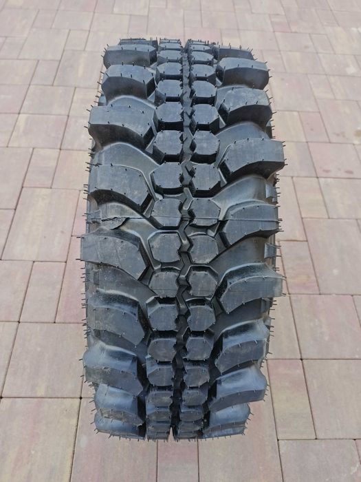 Opony terenowe Simex 235 70R 16