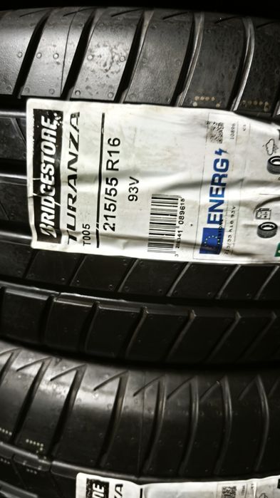 Pneus  215/55/16