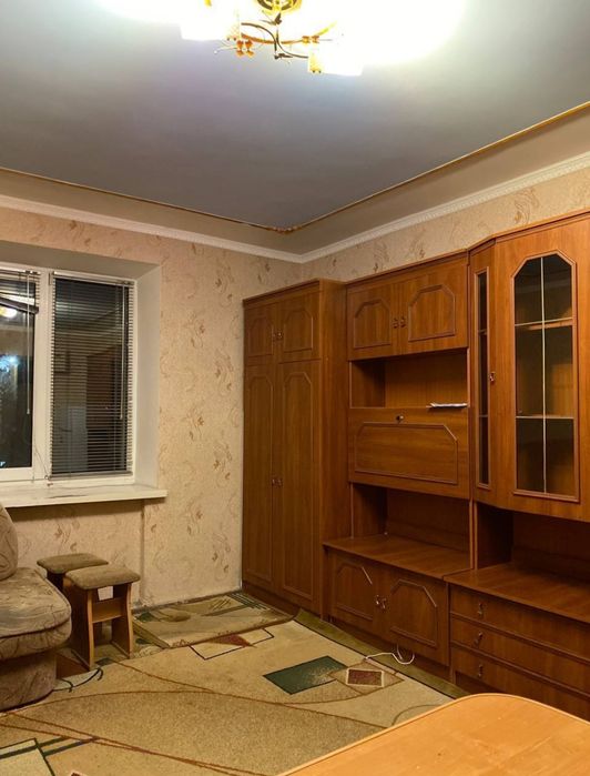 Продам гарну кімнату у гуртожитку на Бєлова