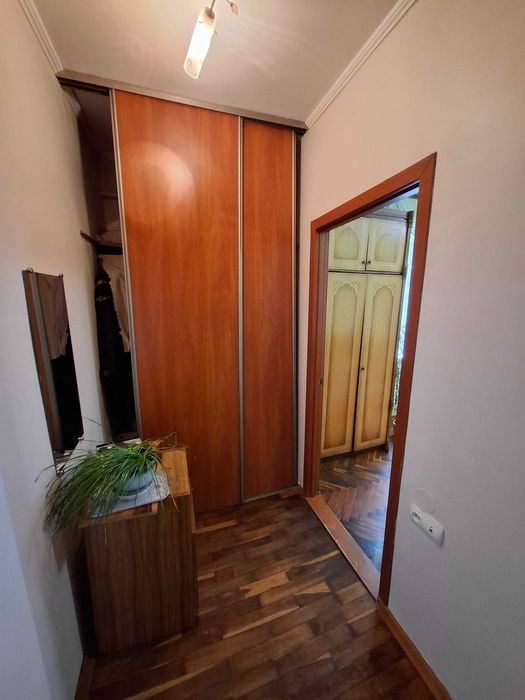 Здається кімната, вулиця Варшавська. Площа кімнати 22 кв. м.