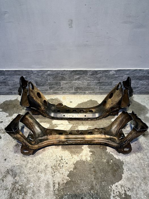 Продам передні балки підрамники TOYOTA FJ Cruiser, Prado 120/150