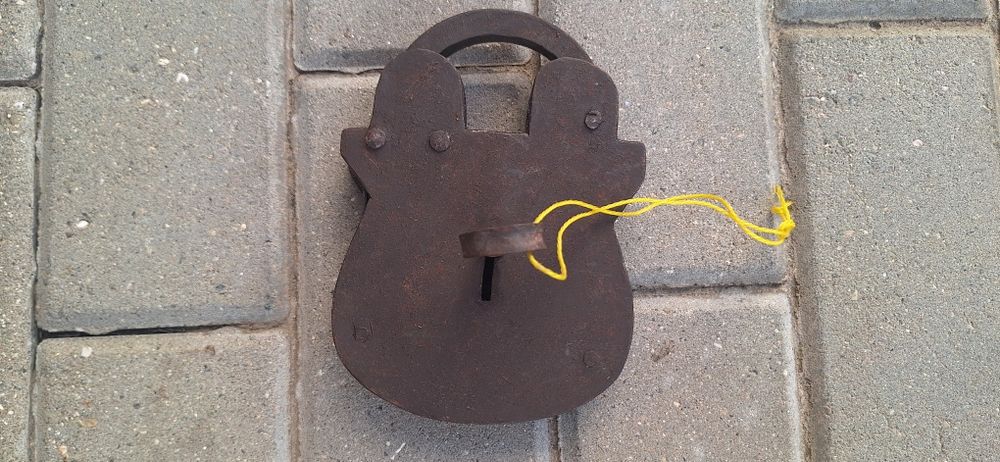 Cadeado aloquete antigo portao