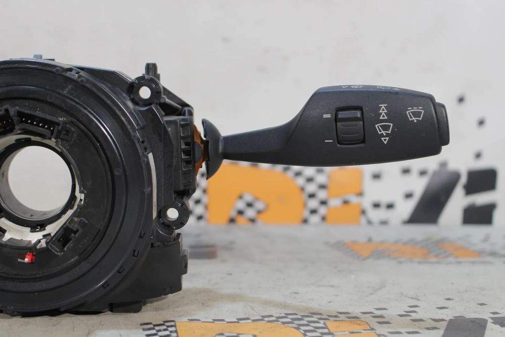 Conjunto / manetes de luzes e limpa vidros BMW 1 (F20)