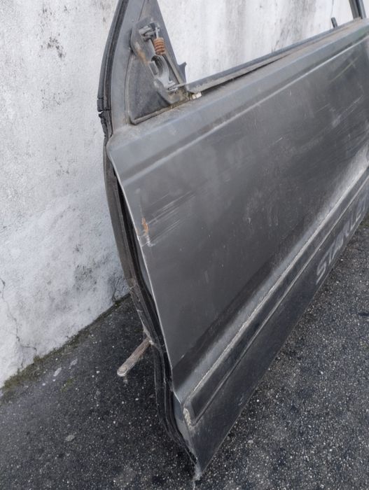 Toyota starlet  ano 90 porta frente Esq