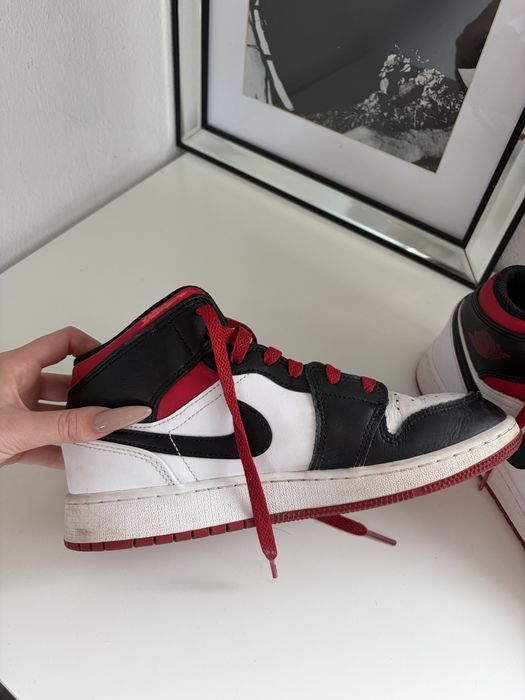 Jordany 1 mid red