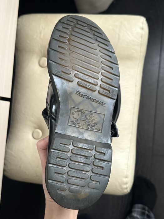 Туфлі в стилі мері джейн від Dr.Martens