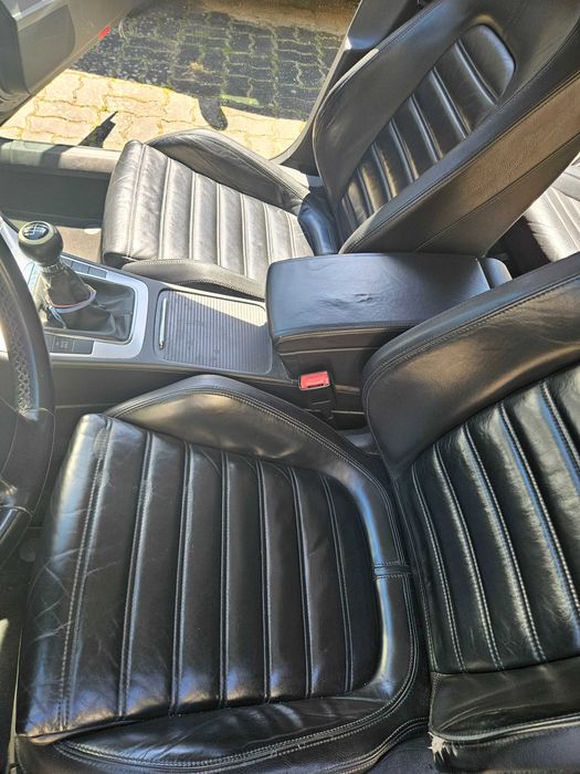 VW Passat Variant 2.0 TDi 170cv Sportline (Pele / Nacional / Familiar)