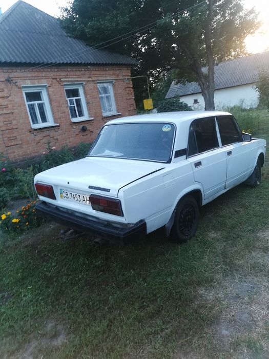 Продам иж ваз 2105