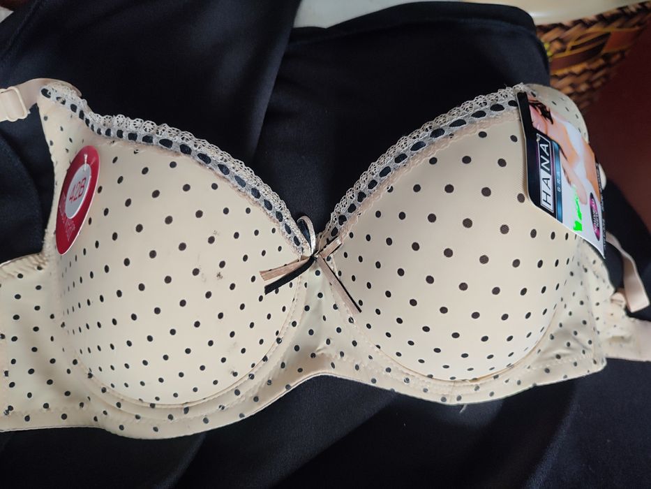 Комплекти та інша  білизна