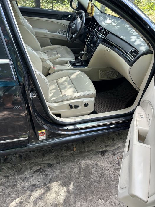Skoda Superb 2013 VIN TMBJE73TXE9031750 фото оголошення 8 з 24