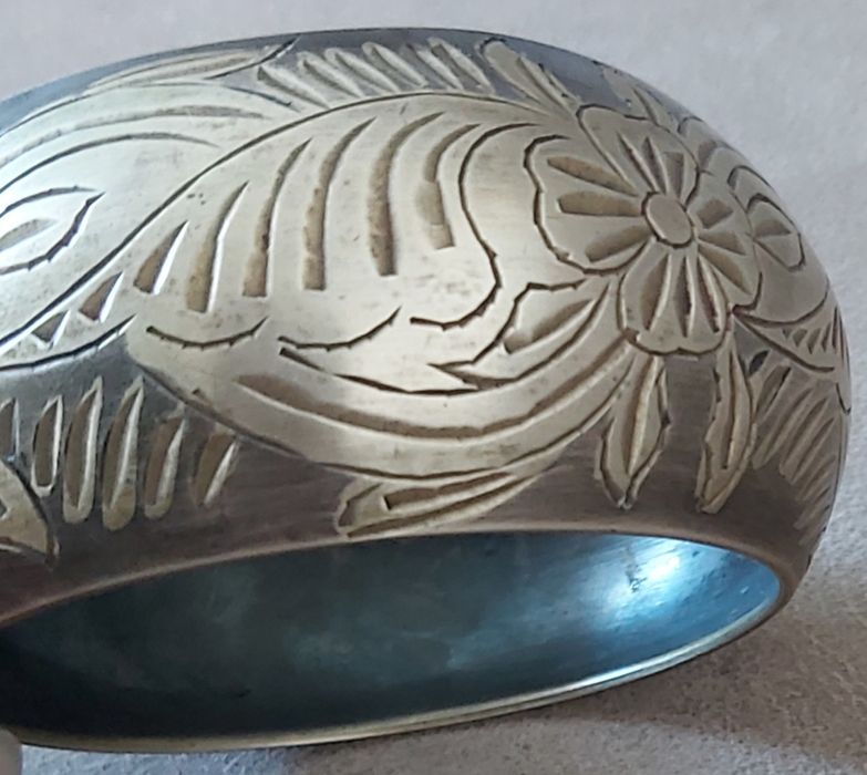 Браслет металический широкий винтаж