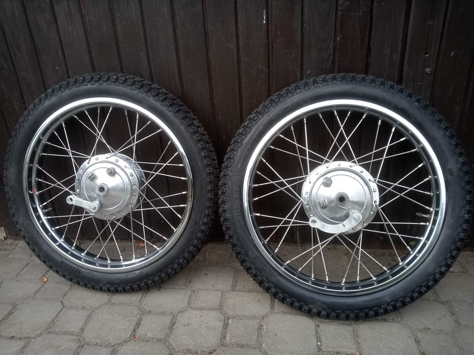 Centrowanie, renowacja kół motocyklowych.