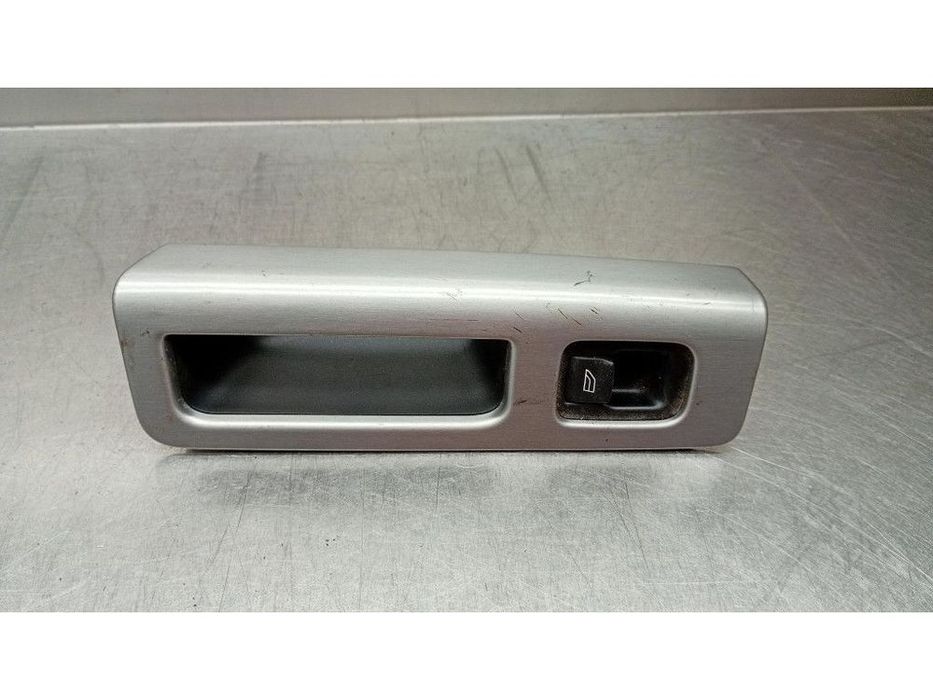 przełącznik szyb prawy tył volvo v50 30774163