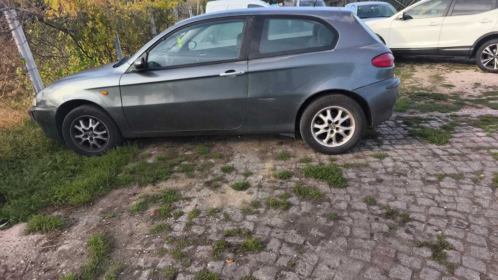 O Mercedes-Benz já foi vendido!!!  Veja as fotos de outros carros. Elas estão nos meus anúncios.
