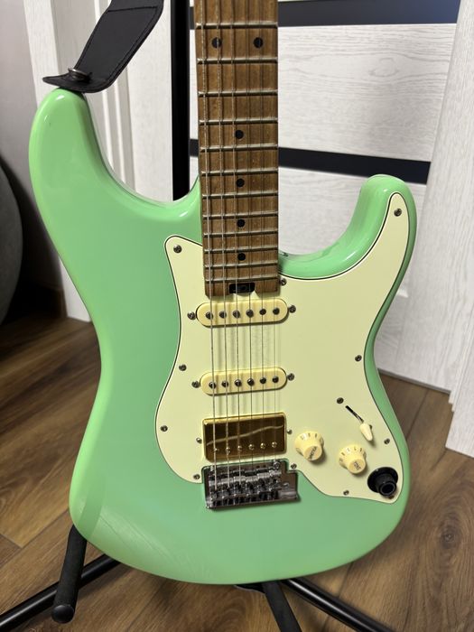 Mooer GTRS S800 + ремінь