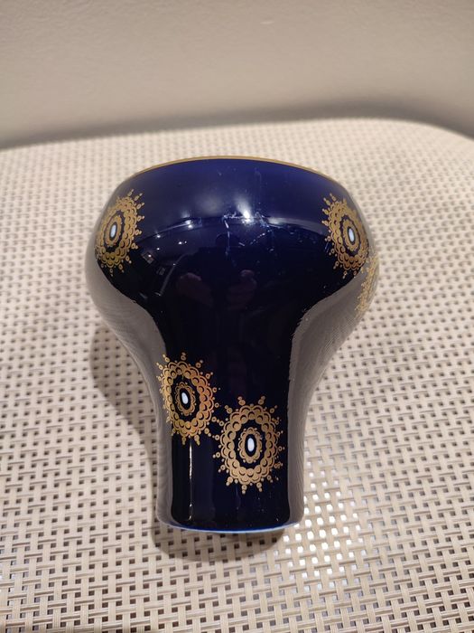 Śliczny stary wazonik kobalt