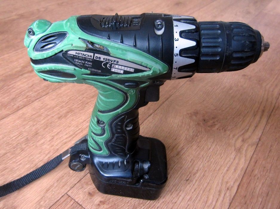 Шуруповерт HITACHI DS 12DVF3