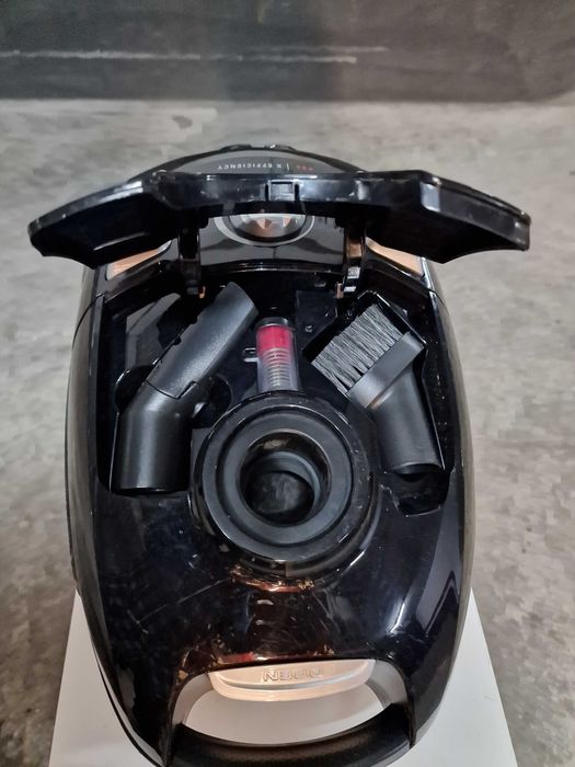 Aspirador AEG VX4