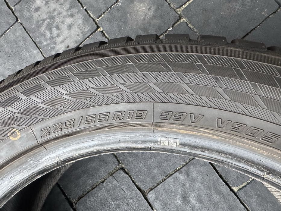 Opony Zima Yokohama Bluearth 225/55r19 8mm rok 2024