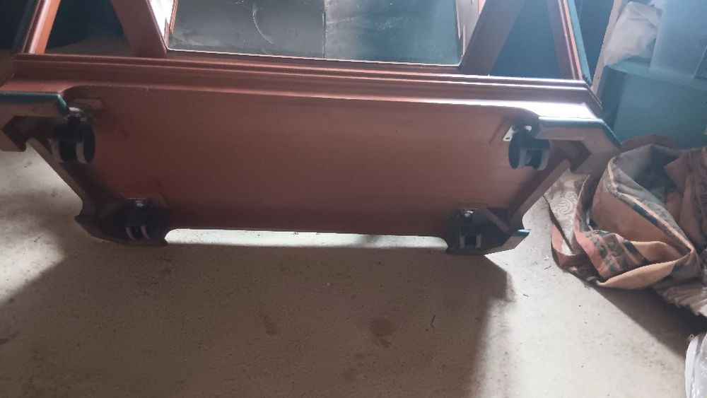 Carrinho de chá com rodas