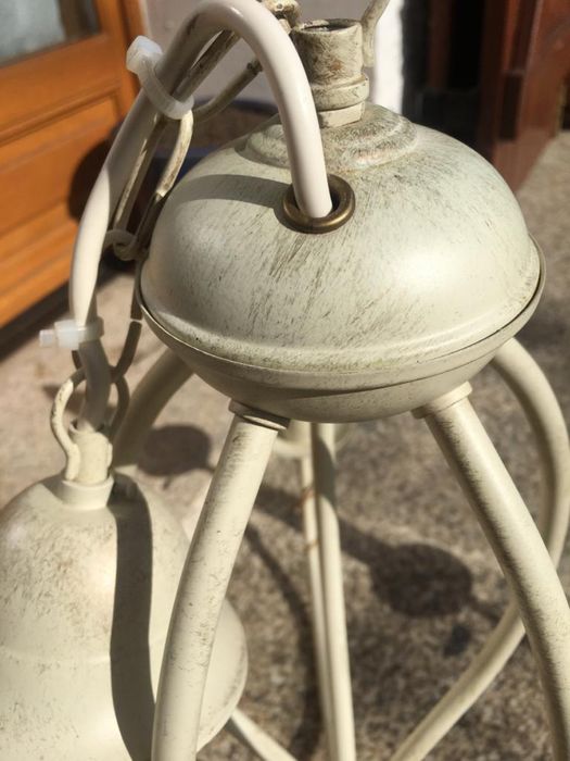 Candeeiro simples e moderno