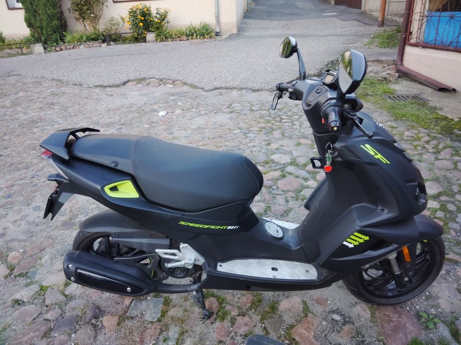 Peugeot Speedfight4i3 owiewki lampy lagi koła śilnik elektryka licznik