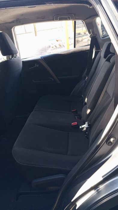 Toyota RAV-4  2015