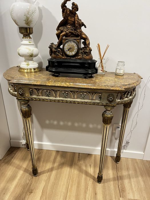 Mesa mármore (credência) em excelente estado