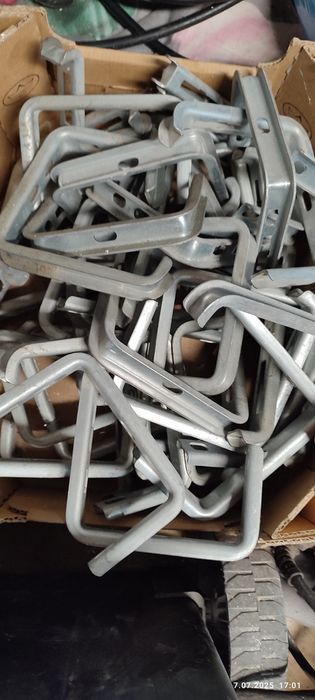 Bistabilne, puszki ,koryta.