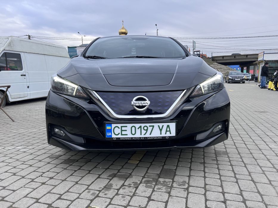 Нісан Ліф 2019 рік 40 кіловат запас 250 км