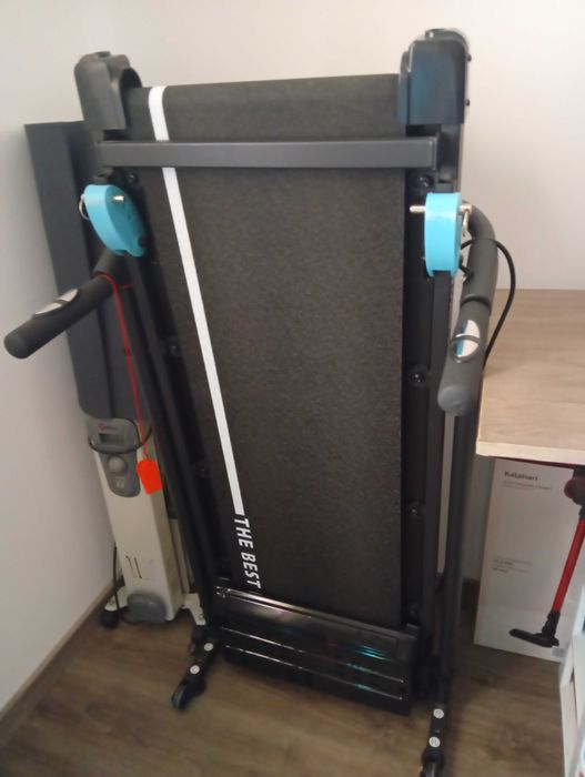 Conjunto Ginásio em Casa: Passadeira Dobrável Behumax + Elíptica Mobiclinic