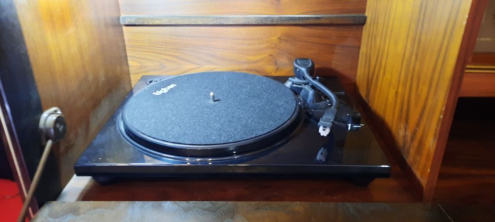 Móvel Aparelhagem antiga Blaupunkt rádio gira discos com amplificador