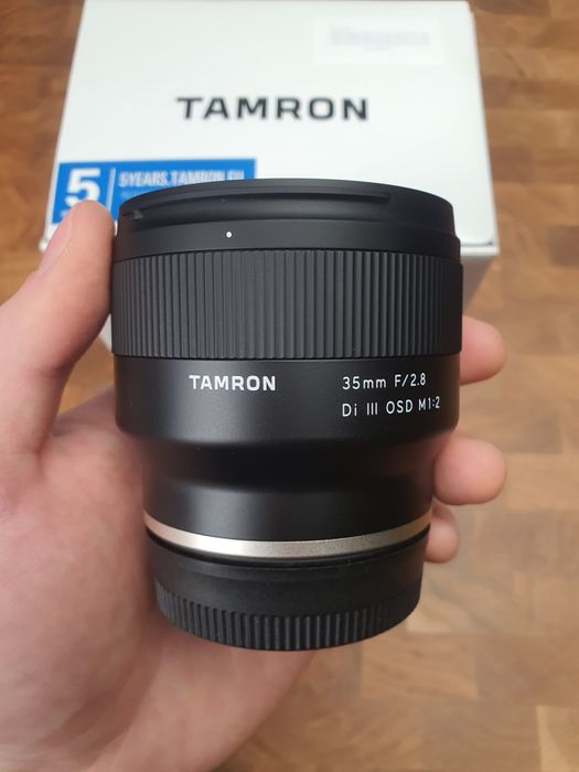 Об'єктив Tamron 35mm f/2.8 Di III OSD M1:2 для камер Sony E full frame